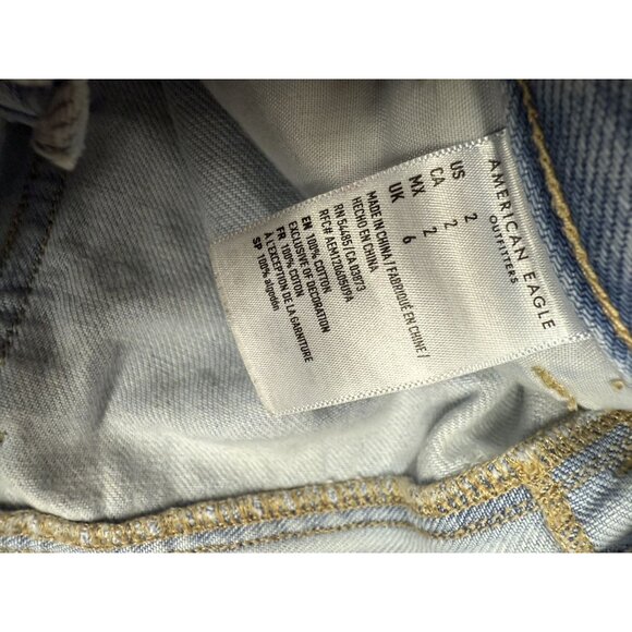 American Eagle Mom Shorts Size 2 Frayed Hem Distressed - Picture 6 of 8